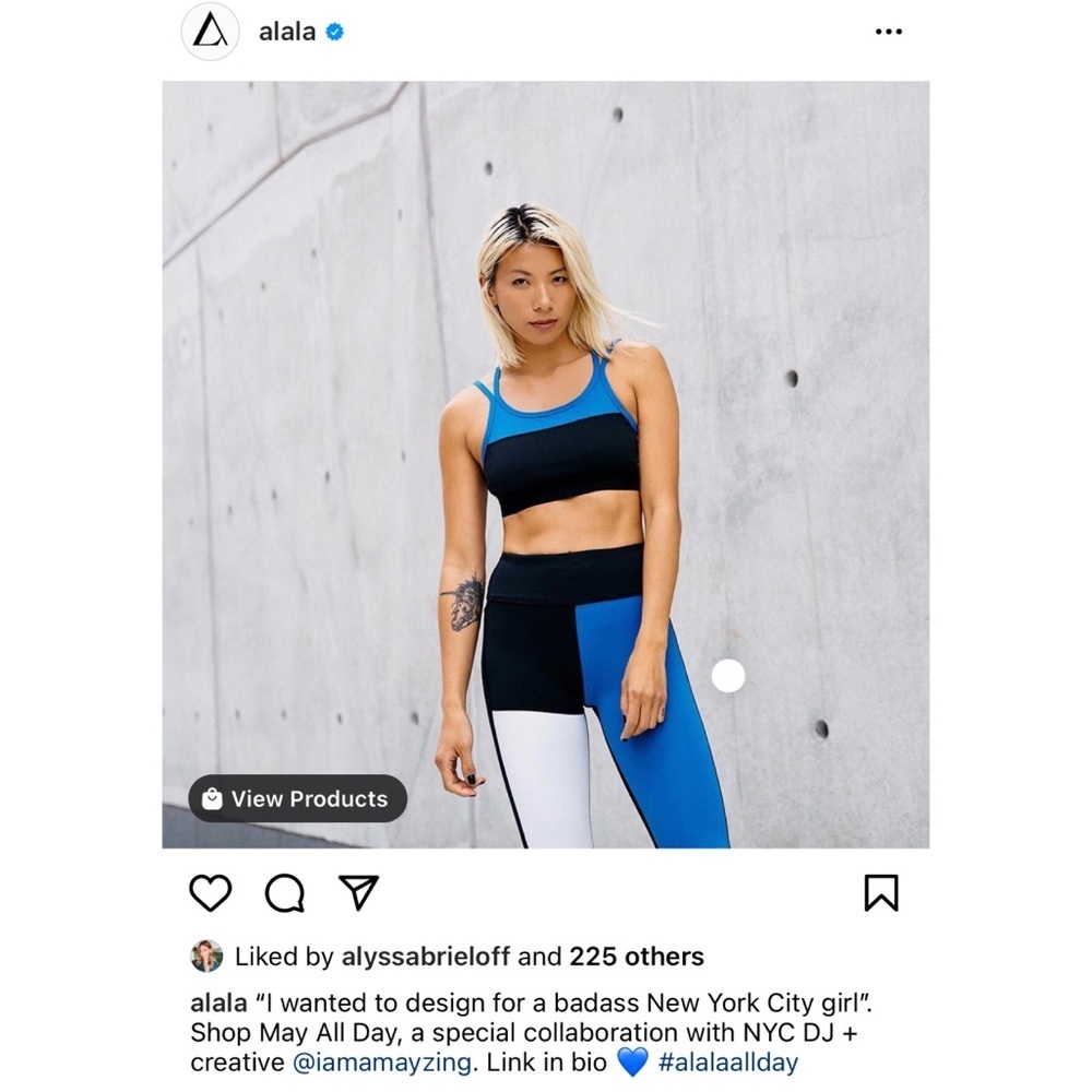 Alala Block Sports Bra - Black/Lapis Blue Size XS - Picture 4 of 7